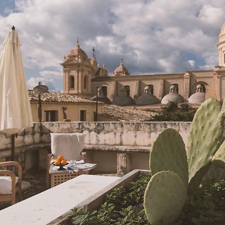 Palazzo Trigona Suites Noto Kültér fotó